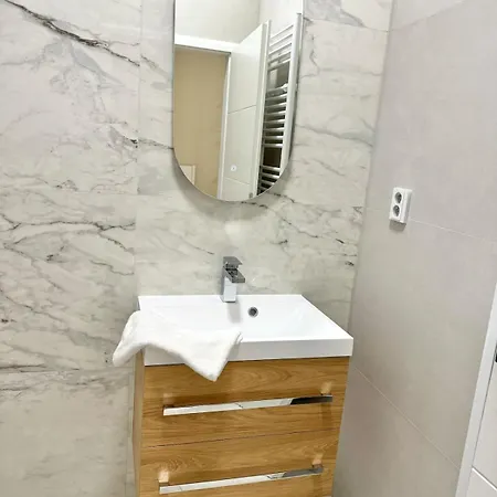 Apartmán Modern 2bed With St Ludmila View And Entire Square *